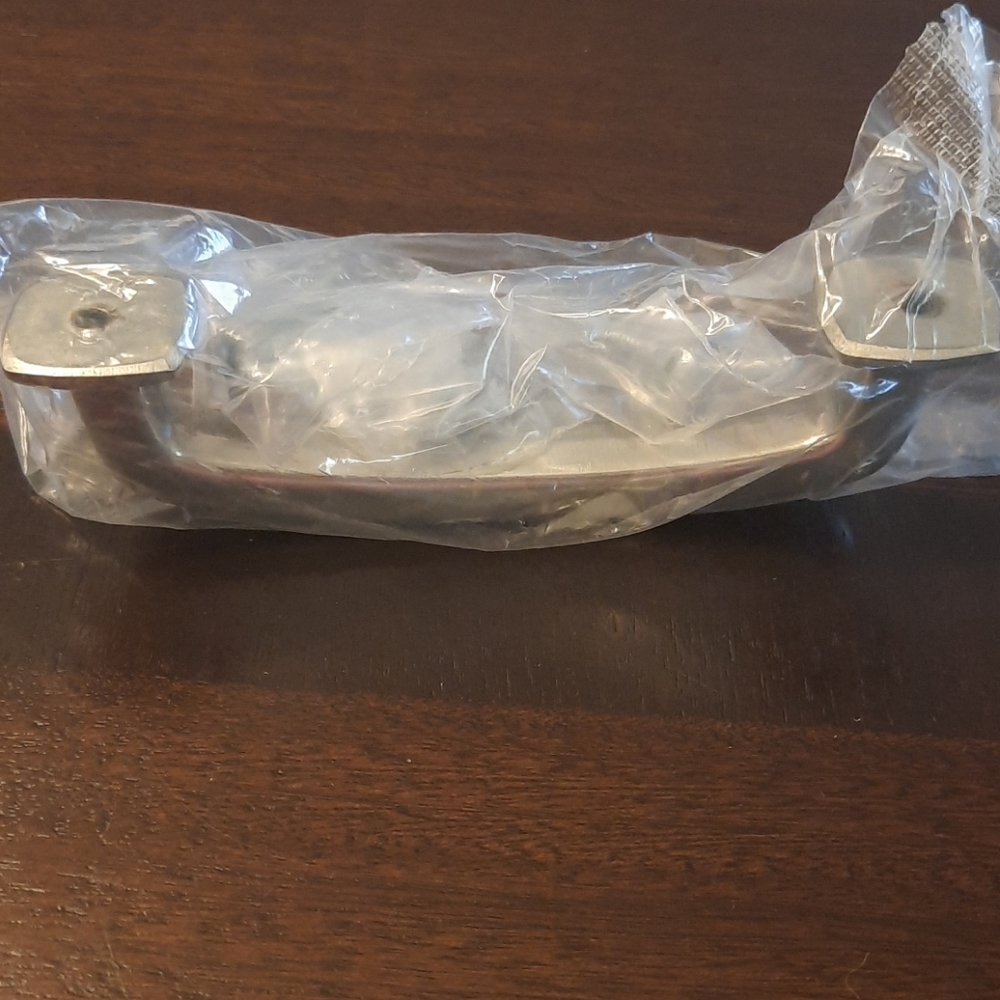 Chrome knobs and handle - Picture 3 of 3